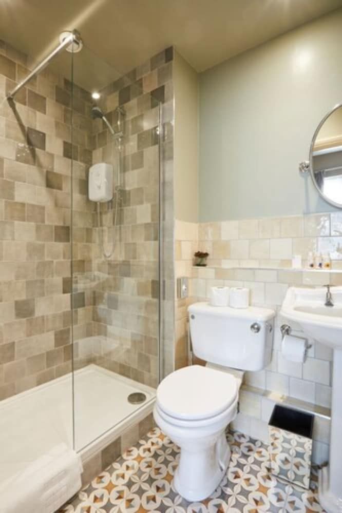 The Quarrymans Arms Large Double Room 6