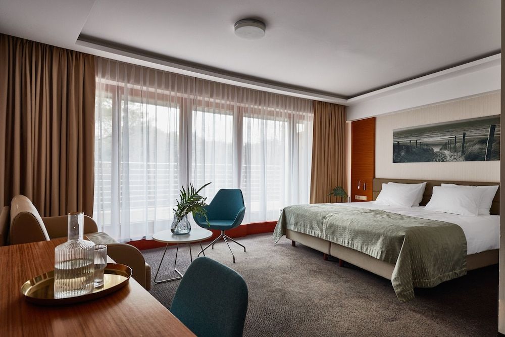 Dom Zdrojowy Resort & Spa - Destigo Hotels Family Double Room, Balcony 5