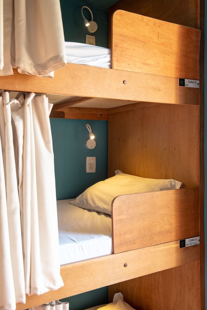 Shared Dormitory, Mixed Dorm, Shared Bathroom, Sea View (Prainha)