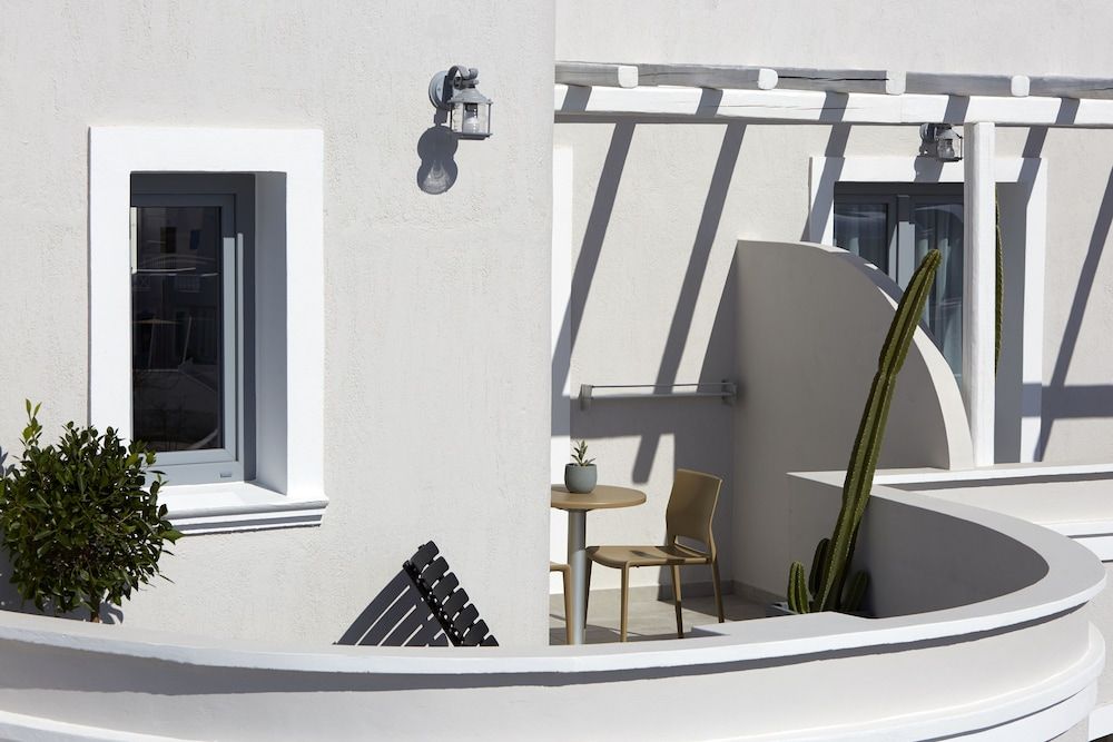 undefined Pnoi Luxury Suites 5