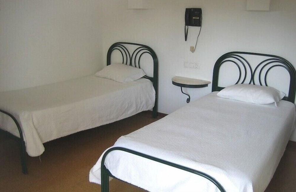 Torre Velha Standard Room 2