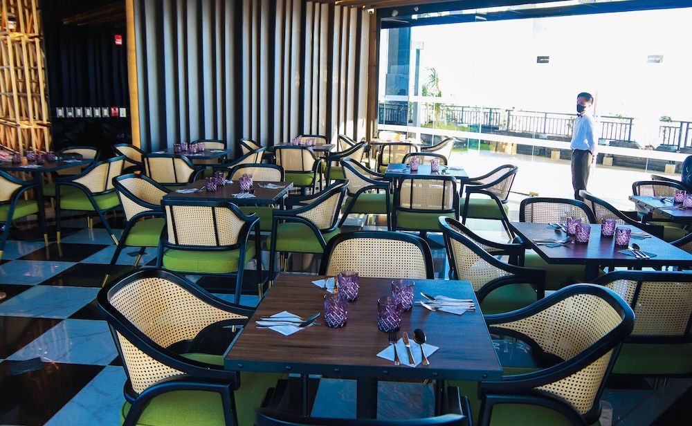 undefined The Noble Cebu 7