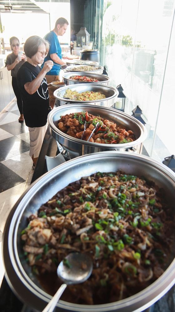 undefined The Noble Cebu 8