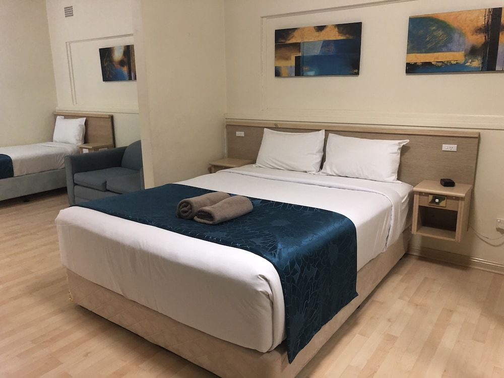 Countryman Motor Inn Economy Twin Room, 1 Bedroom 3
