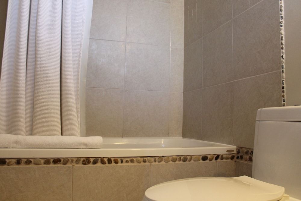 Le Marigot Standard Room, 2 Queen Beds 4