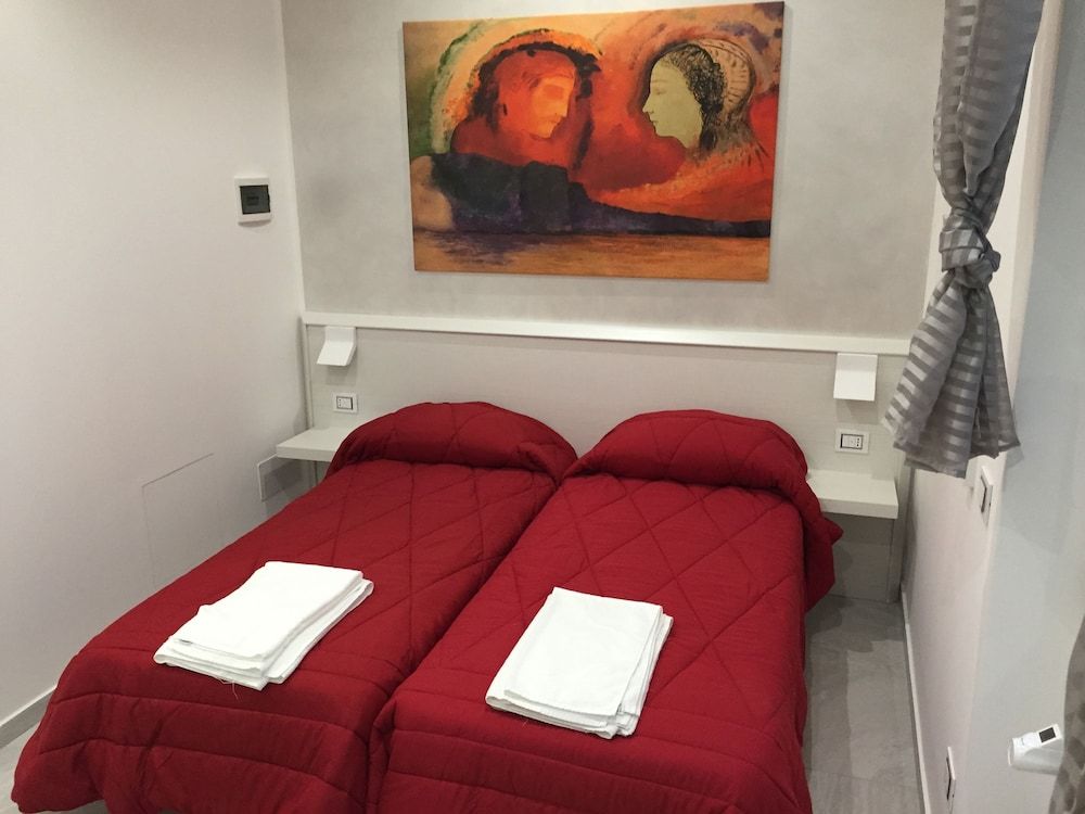 undefined Picaflor 4