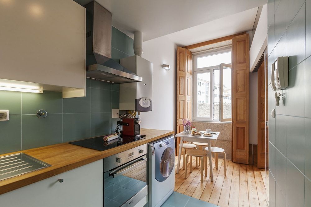 Go2oporto Fontainhas Design Studio, City View 13