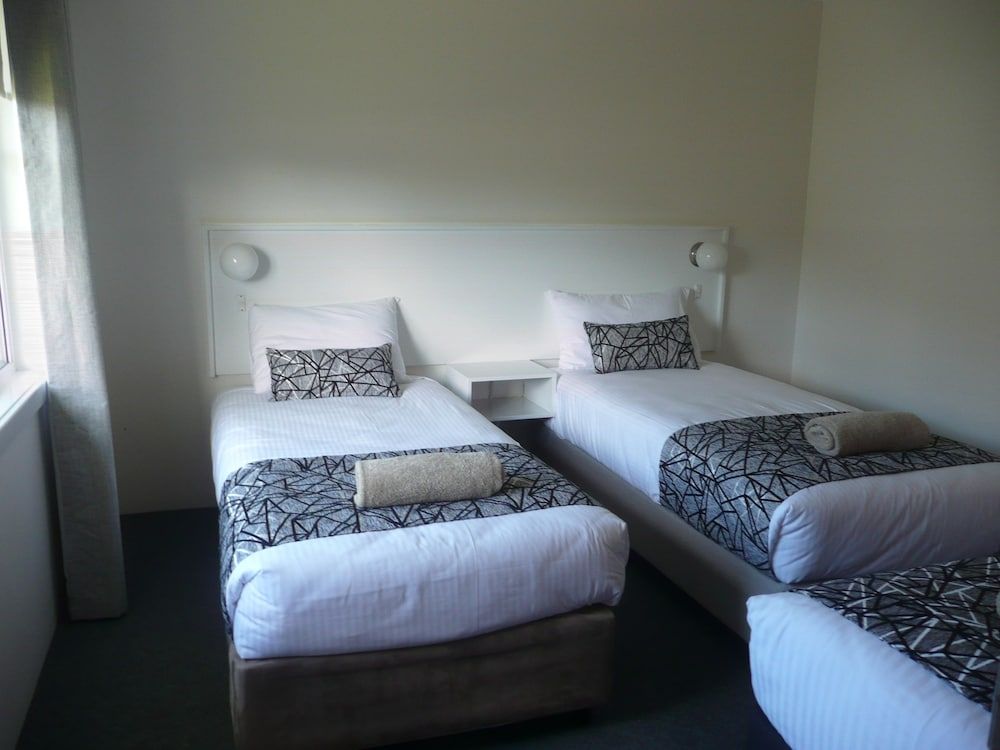 Rosebourne Gardens Motel Family Suite, 2 Bedrooms