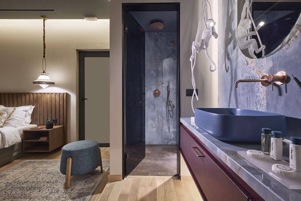 Cama Luxury Suites Glyfada Deluxe Double Room, Partial Sea View 11