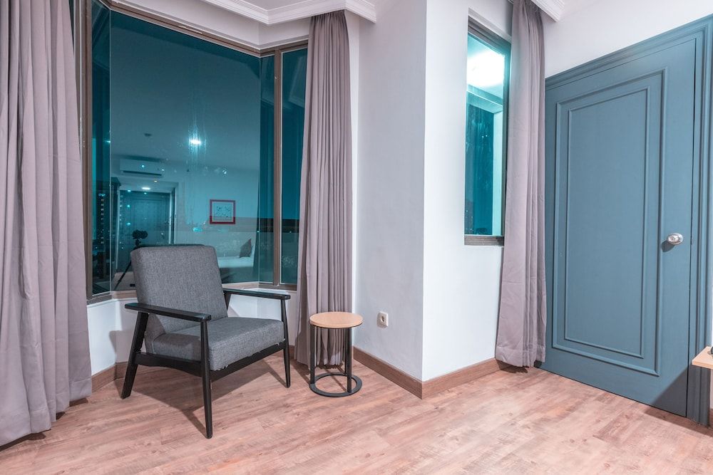 Super OYO Townhouse 2 Hotel Gunung Sahari Deluxe Twin Room 6