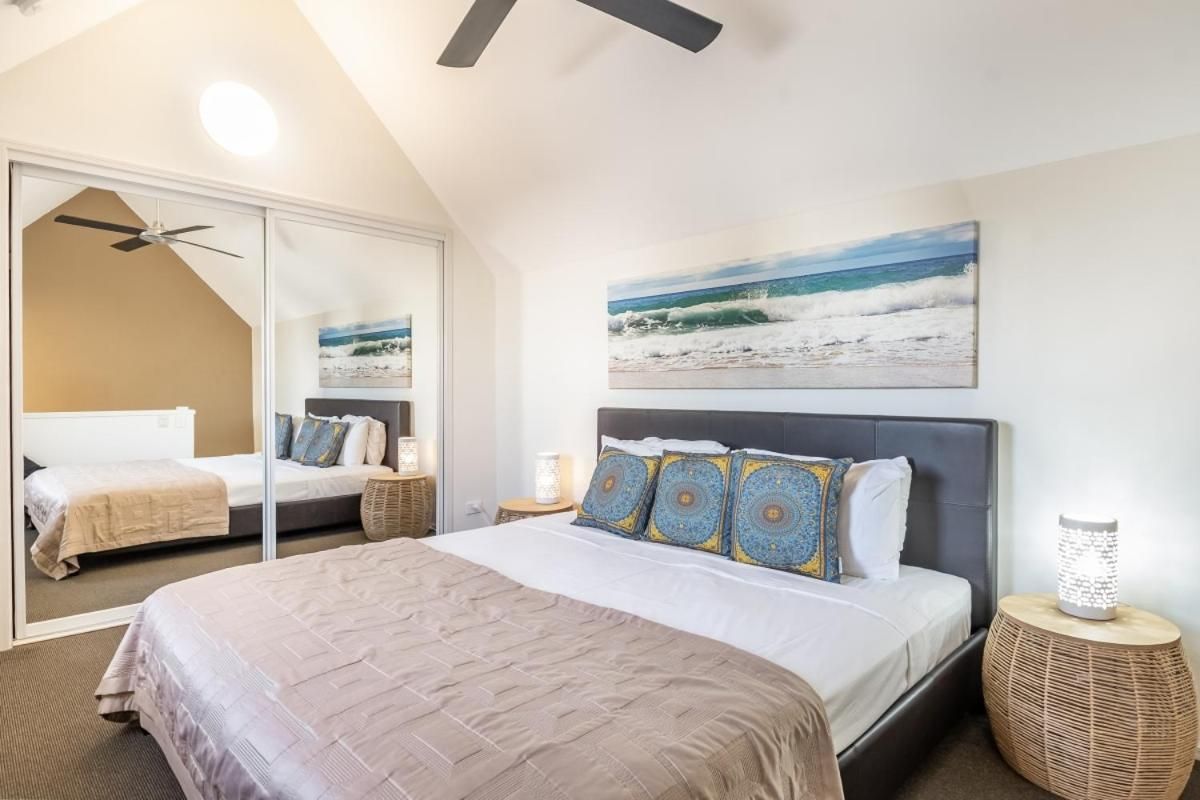 Deluxe Queen Loft Apartment (Spa Bath)