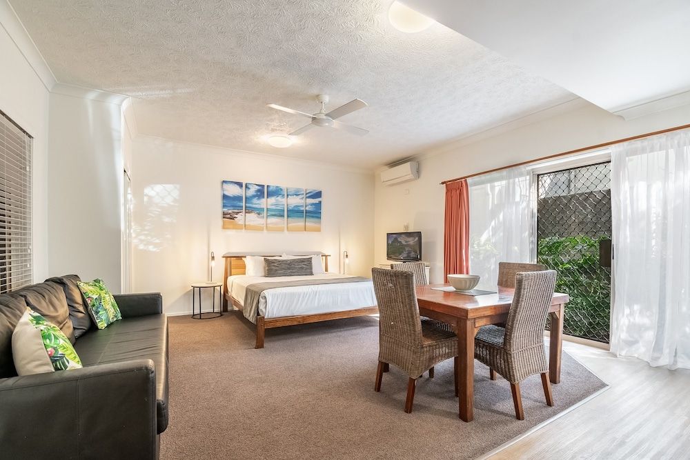 Byron Central Apartments Studio 6