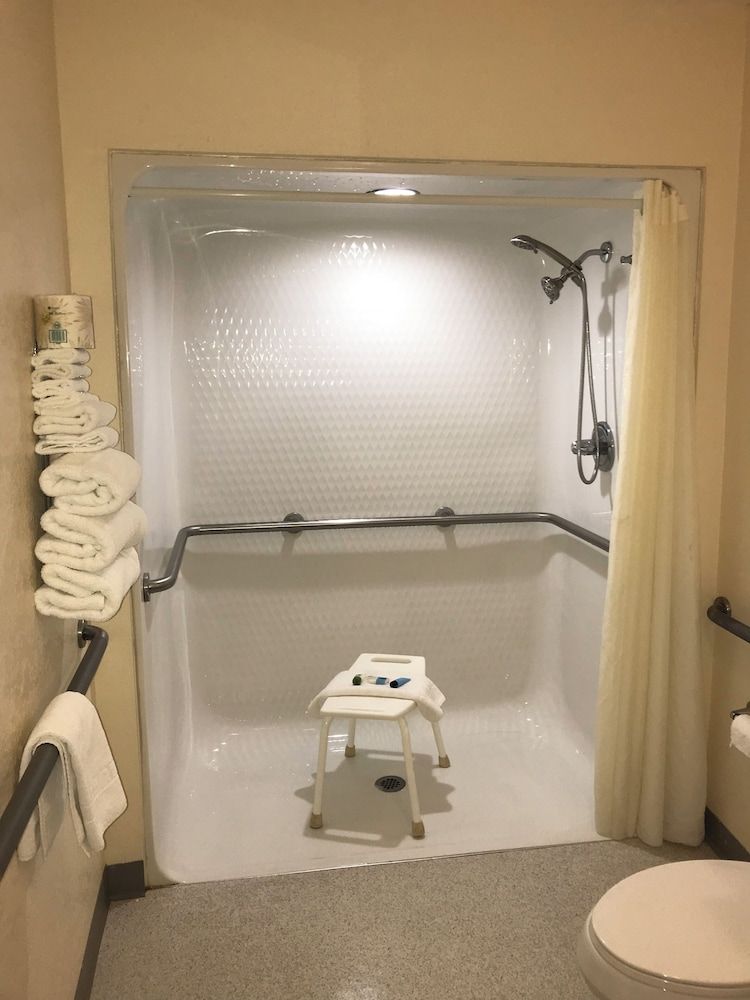 Chadron Inn & Suites Senior Single Room 6