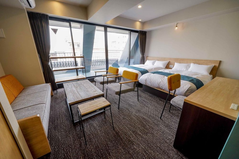 undefined RESI STAY HEART 2