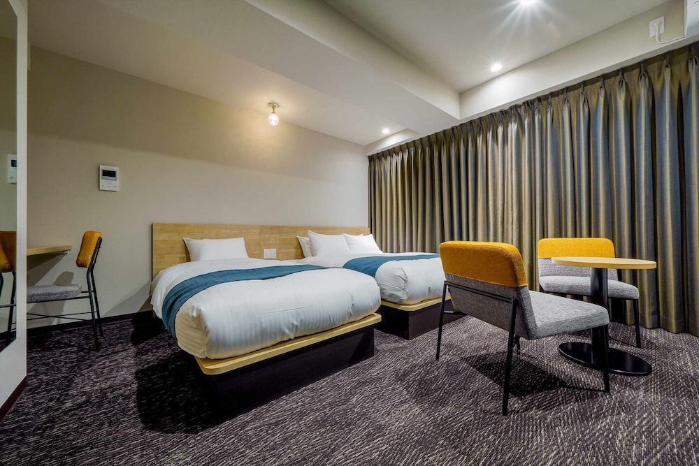 Standard Triple with Kitchen, Non Smoking (Please see policies and room details before you book)