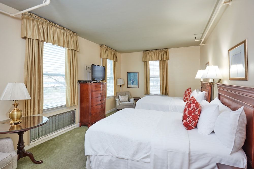 Standard Room, 2 Double Beds, Non Smoking, River View