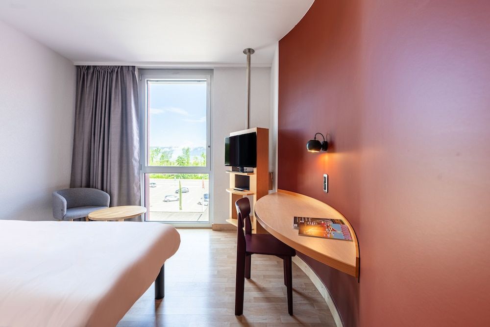 B&B Hotel Lully 3 Lakes Double Room 3