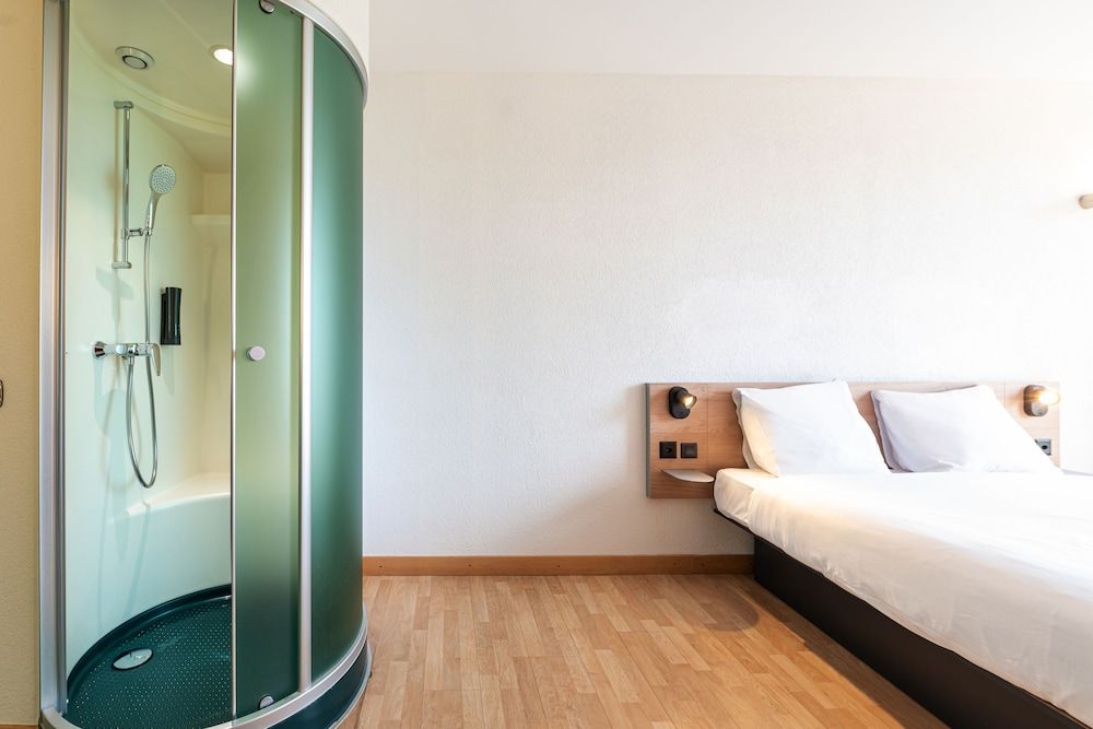 B&B Hotel Lully 3 Lakes Double Room 10