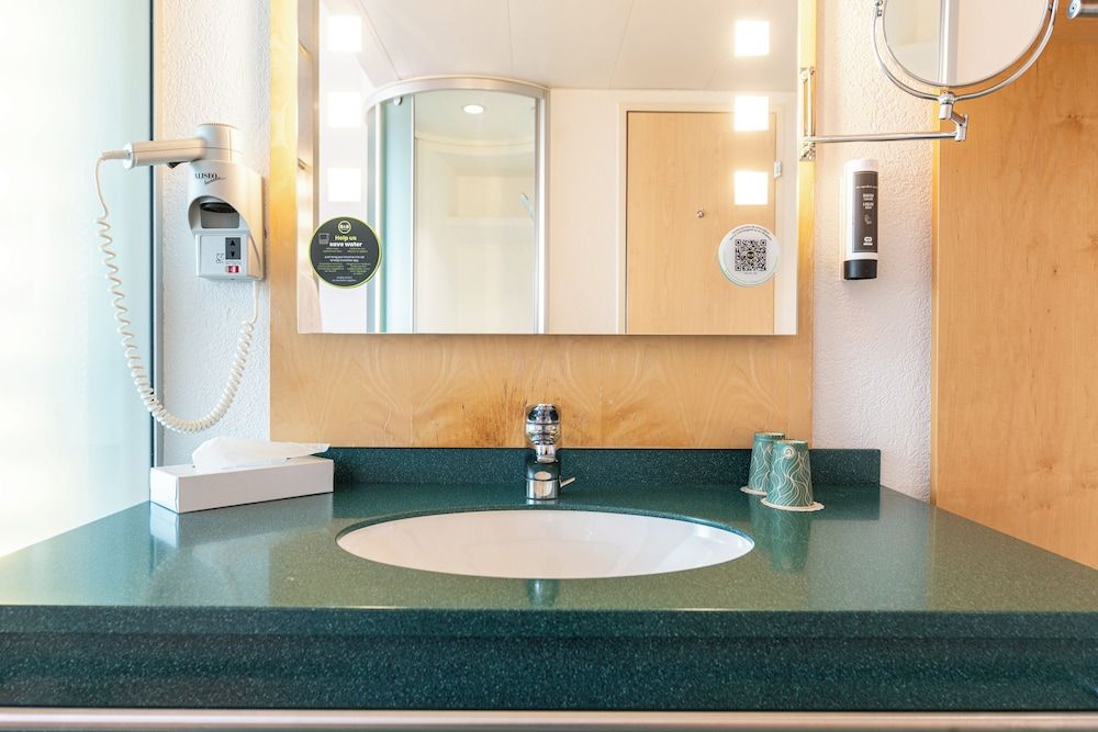 B&B Hotel Lully 3 Lakes Double Room 7