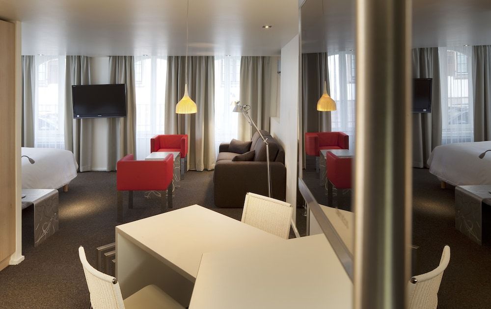 Le Pavillon 7 Apartment, 1 Double Bed with Sofa bed 4