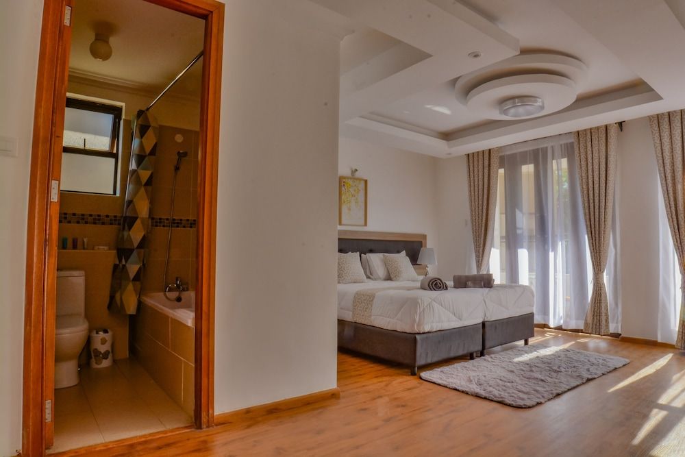 Edmor Residences - Riverside Deluxe Double Room, 1 Double Bed, Non Smoking, Courtyard View 7