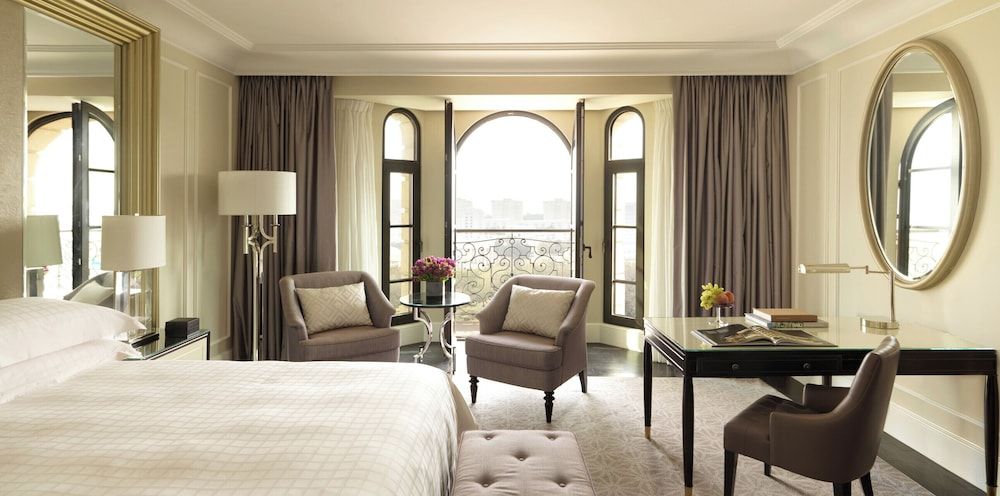Four Seasons Hotel Baku Deluxe Room, 1 King Bed (Old City View) 5