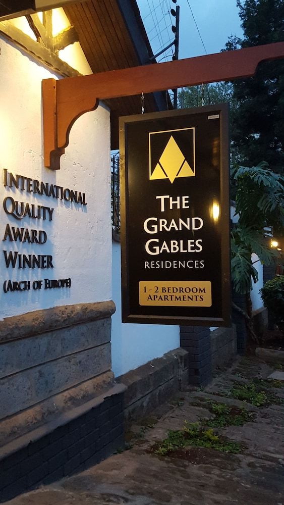 undefined The Grand Gables 8