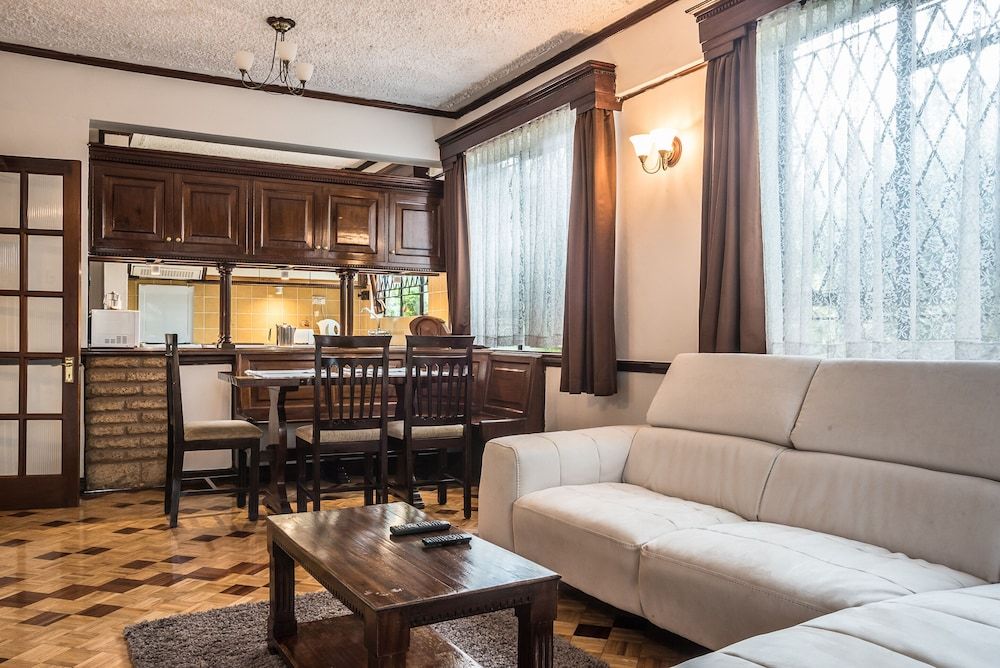 undefined The Grand Gables 2