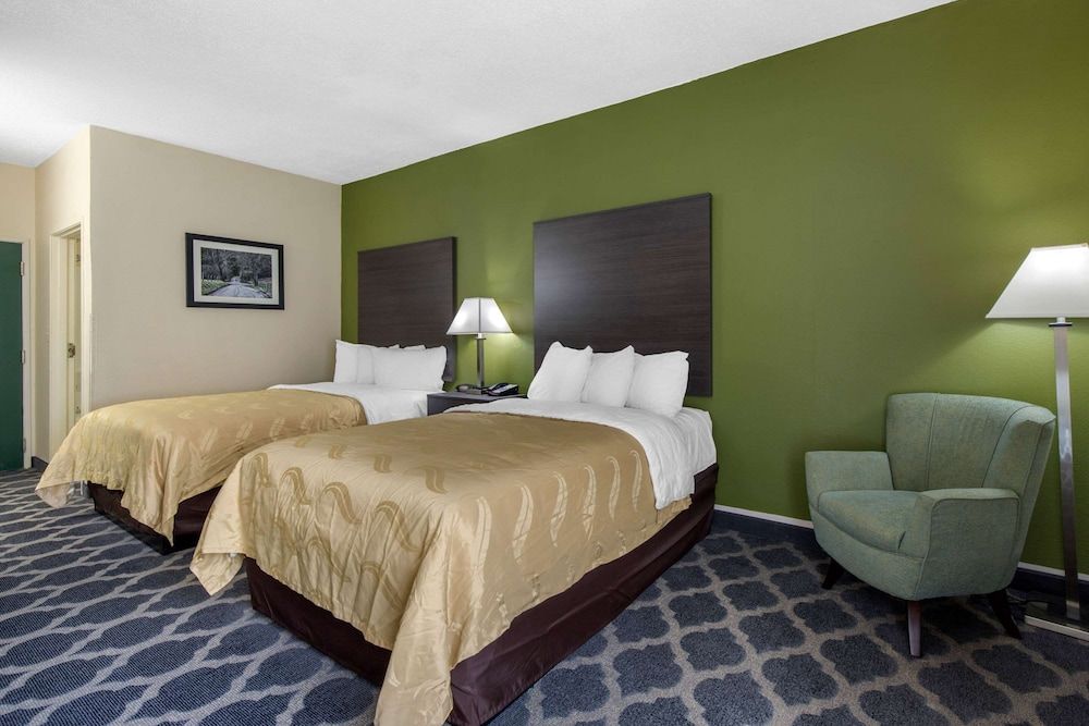 Quality Inn Kingstree Standard Room, 2 Double Beds, Non Smoking 5