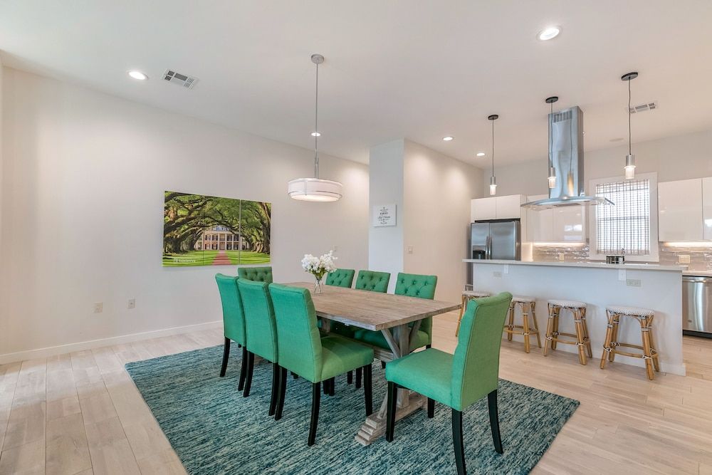 Signature Townhome, 4 Bedrooms, Balcony