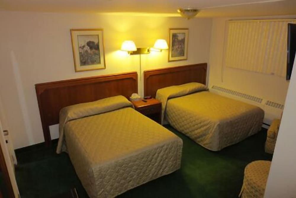 Double Room, 2 Queen Beds
