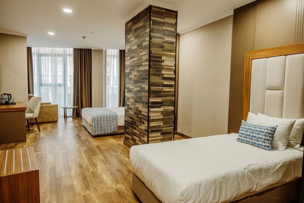 undefined King Solomon Hotel Batumi 2