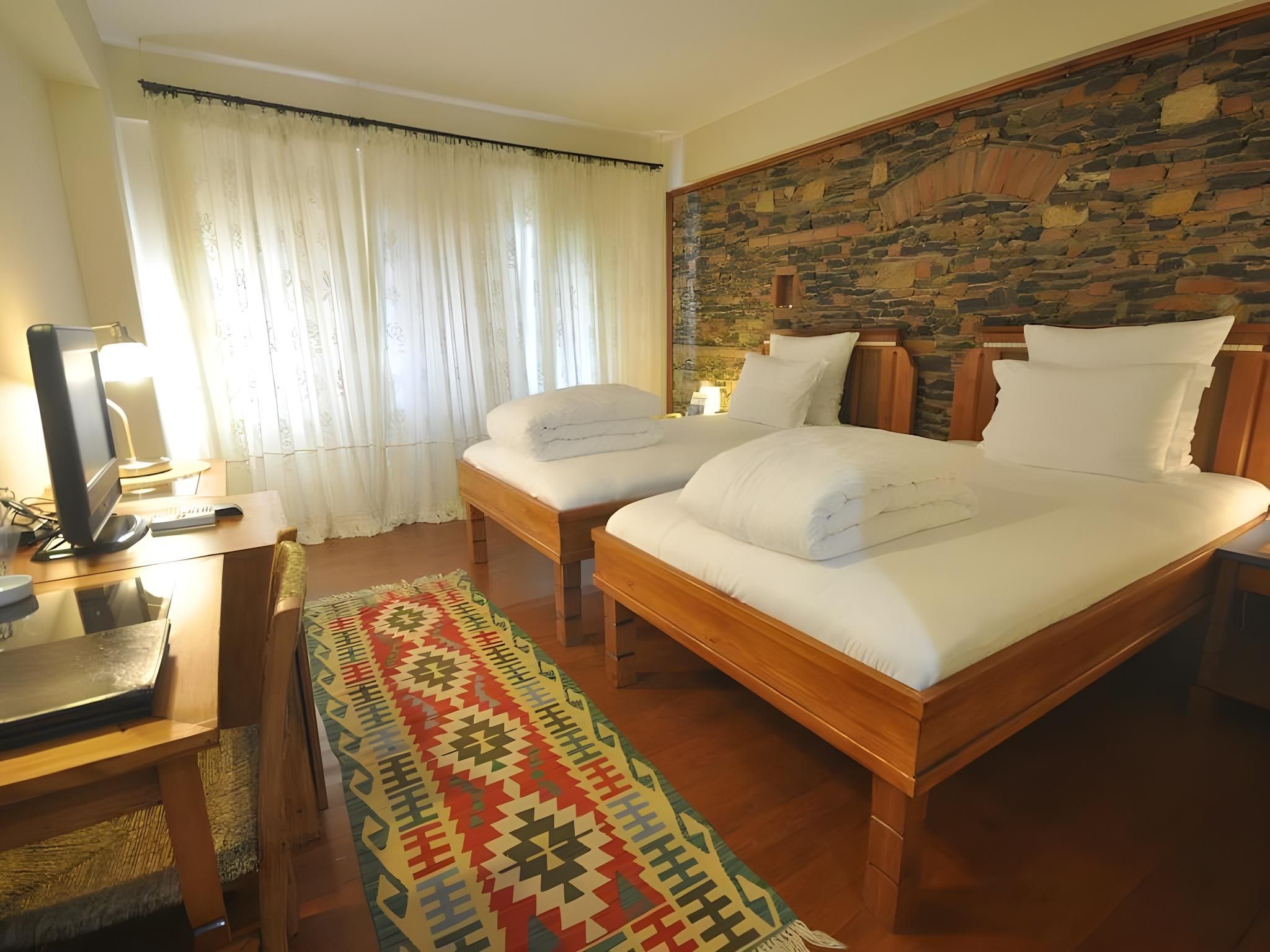 Standard Double or Twin Room with Sea View