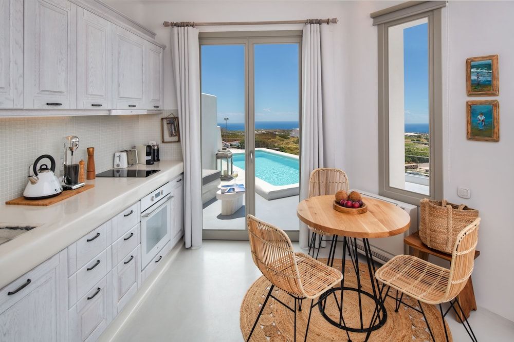 Milestone Villas Exclusive Villa (Iris) 7