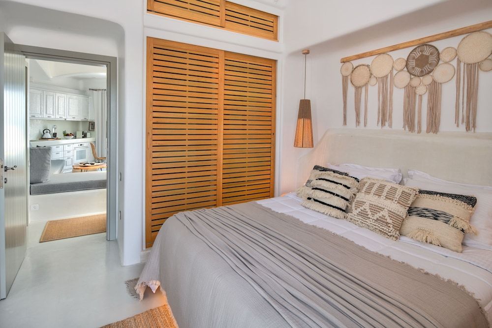 Milestone Villas Exclusive Villa (Iris) 6