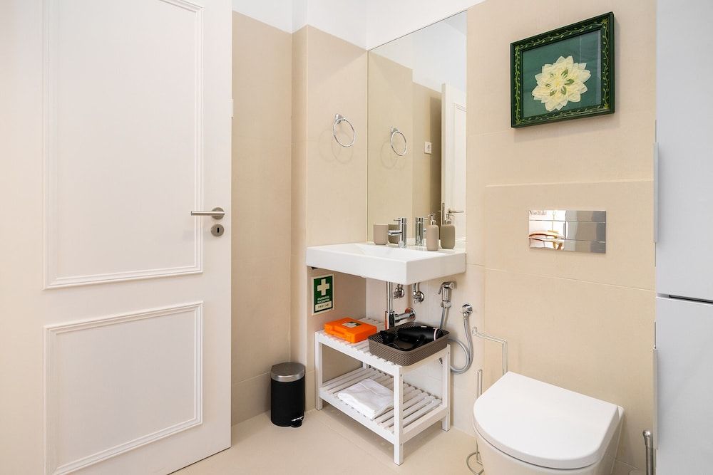 Modern Lisbon Apartments by SoulPlaces Design Apartment 7