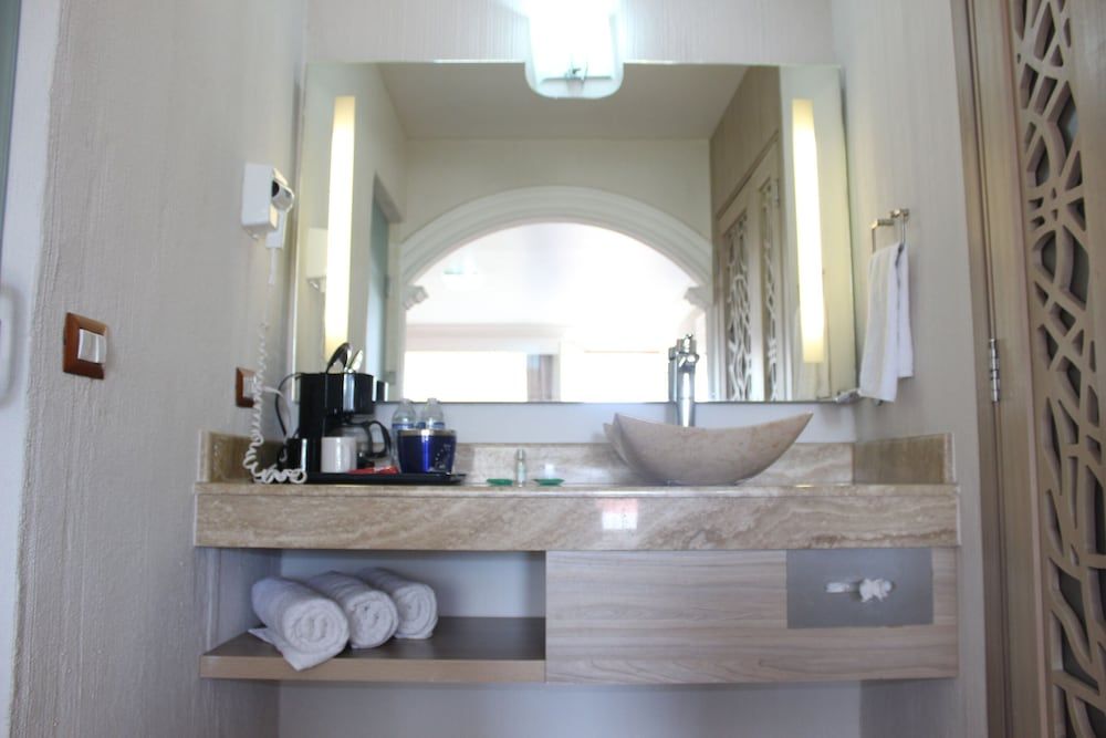 Hotel Flamingo Irapuato Family Room 5