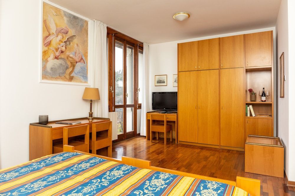 Albergo Sacro Monte Varese Elite Double or Twin Room, Lake View 18