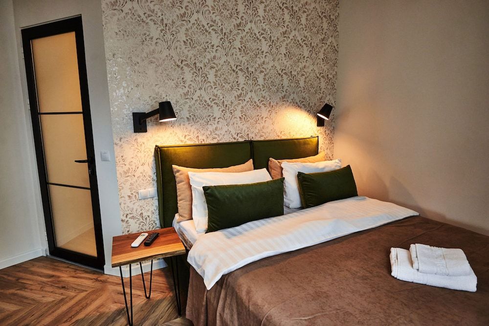 undefined Metropole Apartments Royal Residence 8