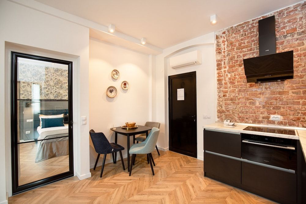 Metropole Apartments Royal Residence Deluxe Apartment 35