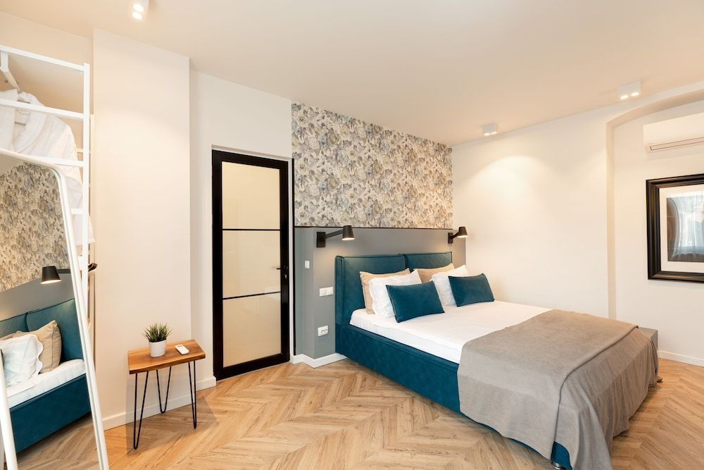 Metropole Apartments Royal Residence Deluxe Apartment 10