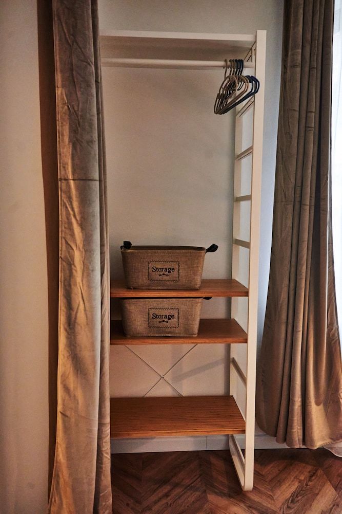 Metropole Apartments Royal Residence Deluxe Apartment 28