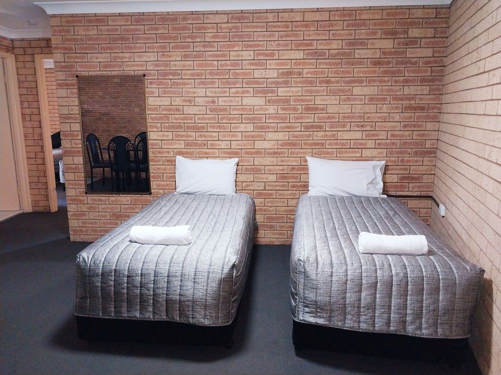 3 Room Family Apartment (Non Pet Friendly)
