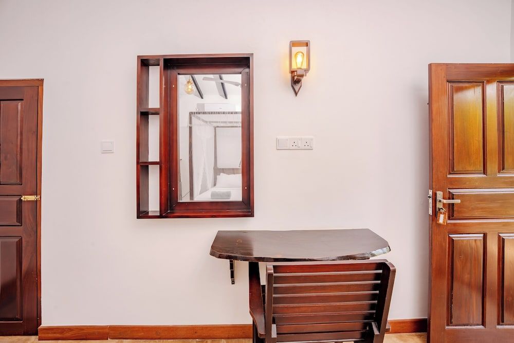 Central Beach Inn Deluxe Room, Balcony 9