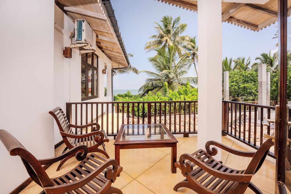 Central Beach Inn Luxury Room, Multiple Beds, Ocean View 8