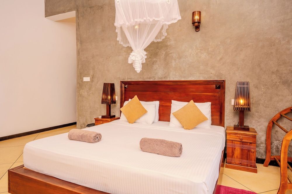 Central Beach Inn Luxury Room, Multiple Beds, Ocean View 4