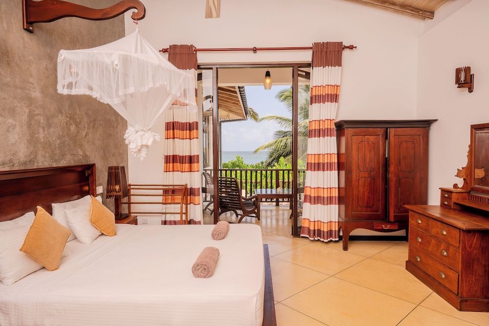 Central Beach Inn Luxury Room, Multiple Beds, Ocean View