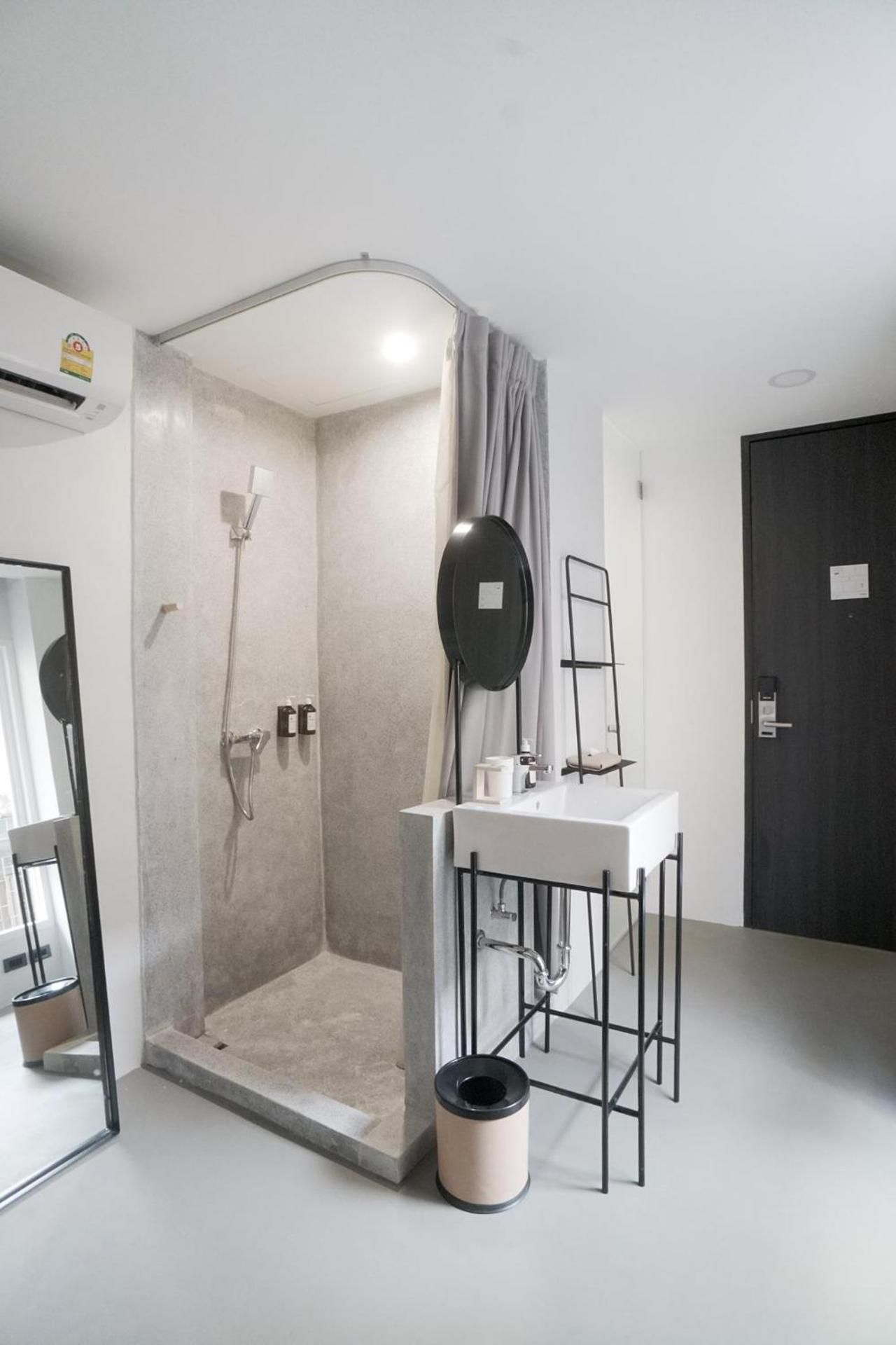 undefined Chocolate Box Mint 10