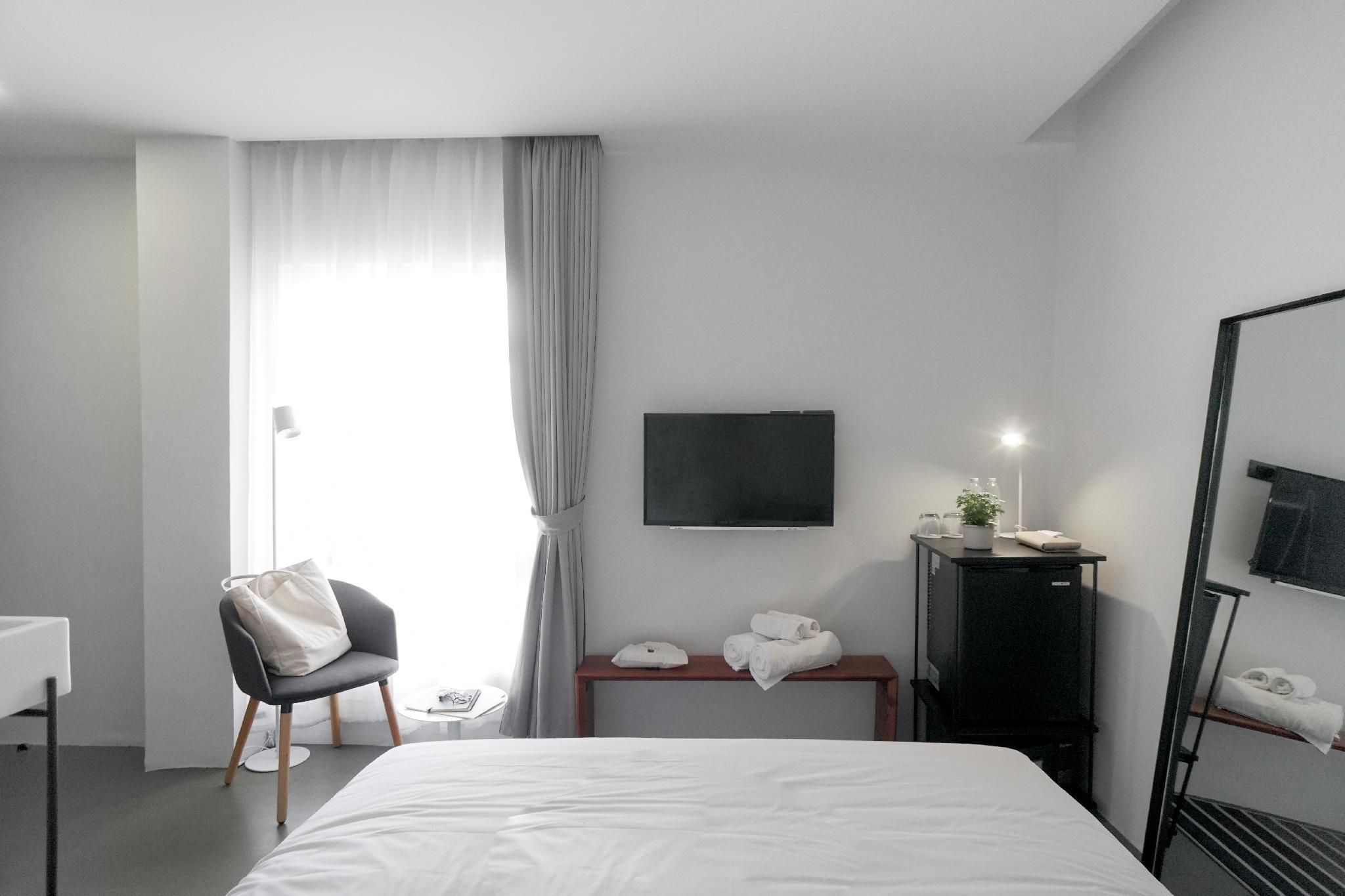 Superior Queen Room - Non-Smoking