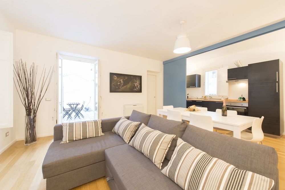 Comfort Apartment, 3 Bedrooms, Terrace